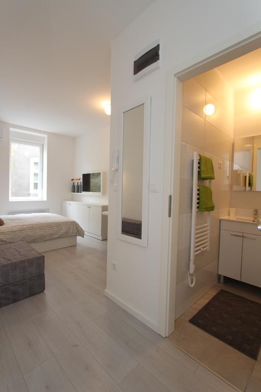 Apartments Simple Teslina Zagreb Eksteriør bilde