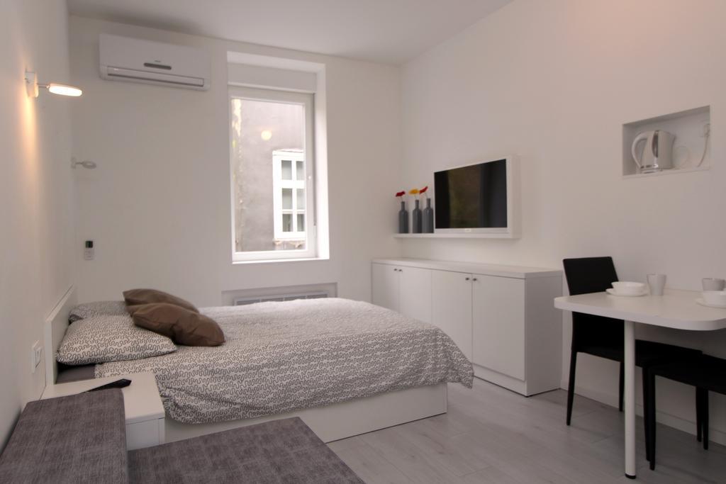 Apartments Simple Teslina Zagreb Eksteriør bilde