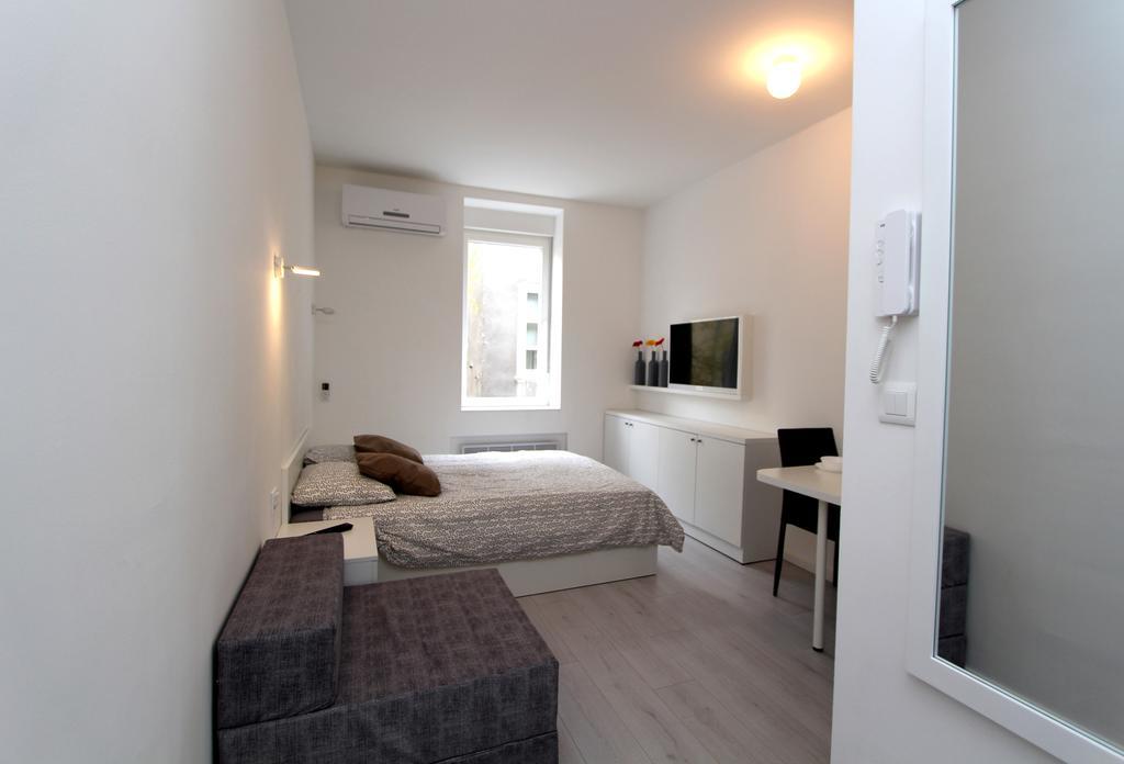 Apartments Simple Teslina Zagreb Eksteriør bilde